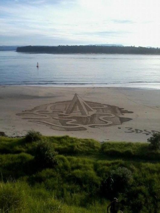 Mind Bending 3D Beach Art