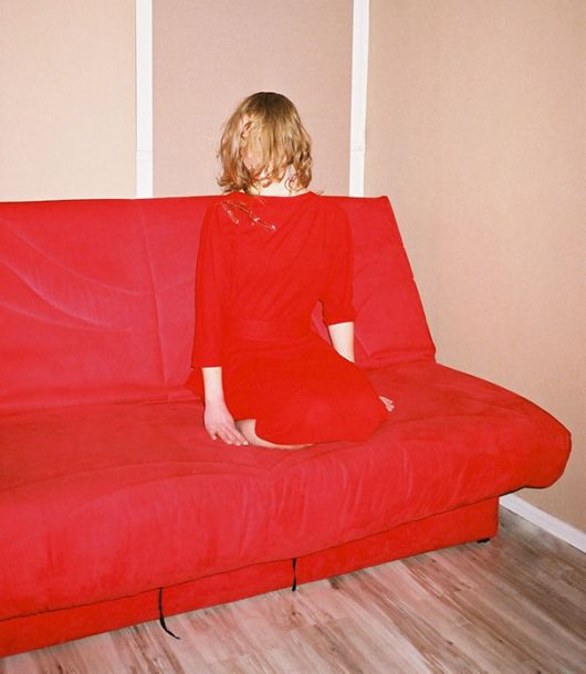 Some People Who Accidentally Dressed Like Their Surroundings