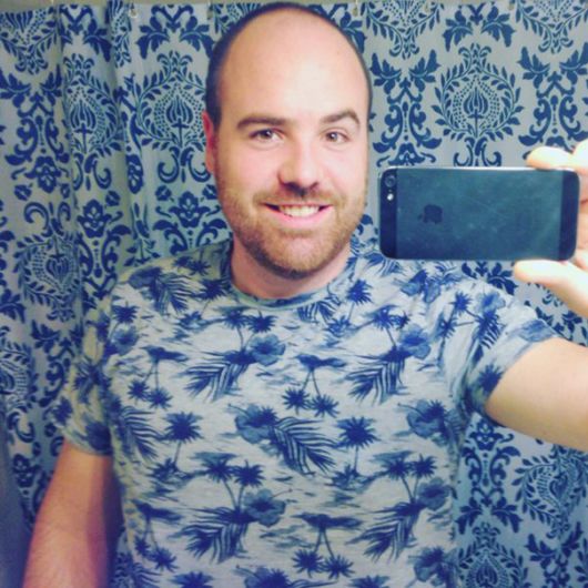 Some People Who Accidentally Dressed Like Their Surroundings