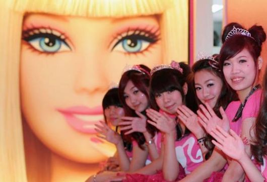 A Barbie Inspired Restaurant In Taiwan