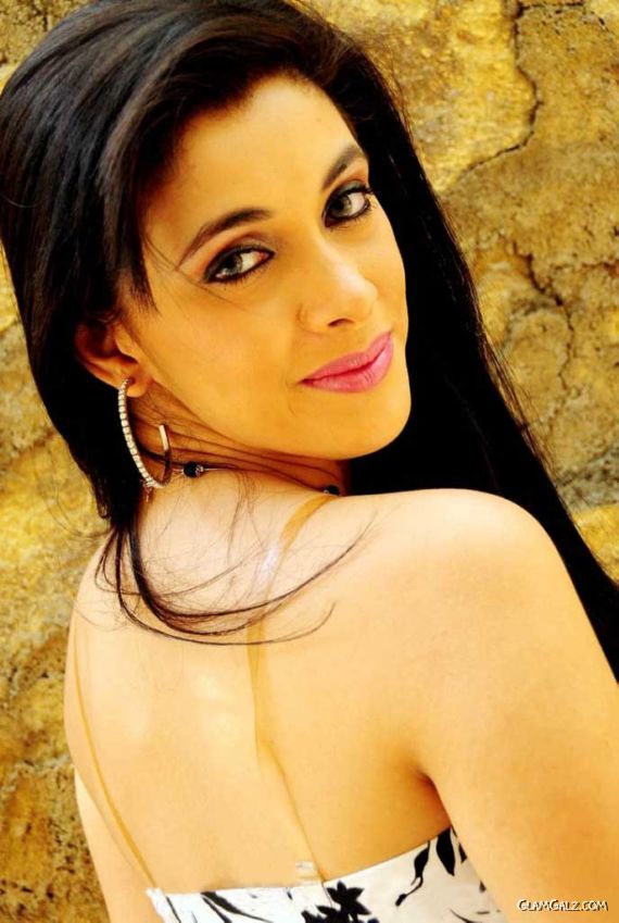 Telugu Actress Mansi Dovhal