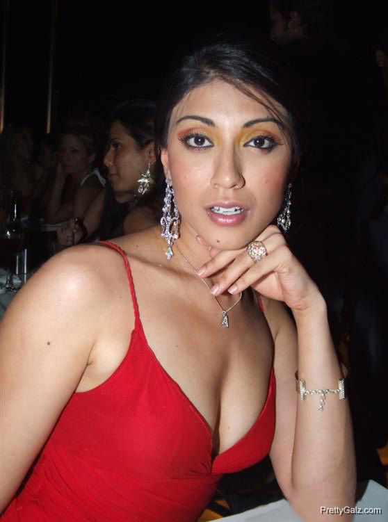 Bollywood Babes Summer Beauty Secrets