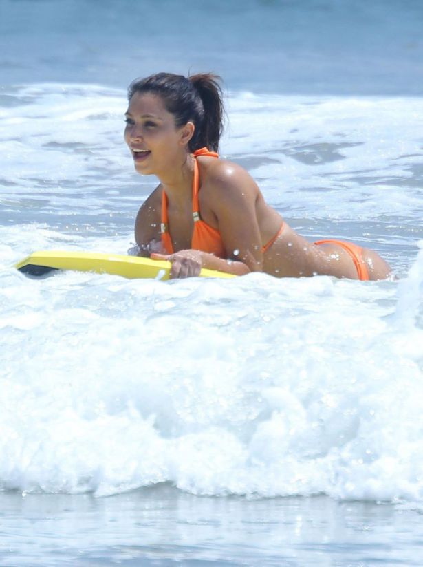 Miss Kardashian Surfing In Mexico
