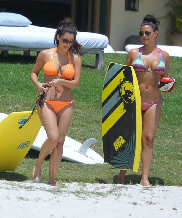 Miss Kardashian Surfing In Mexico