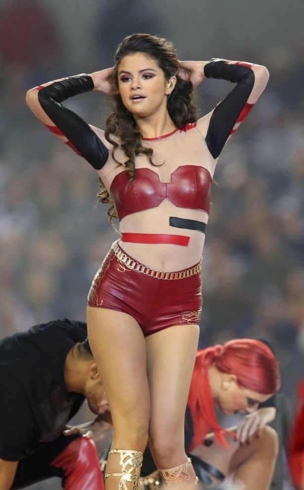 Selena Gomez Performs At An NFL Game