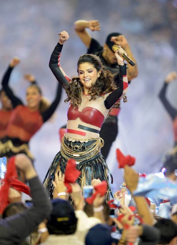 Selena Gomez Performs At An NFL Game