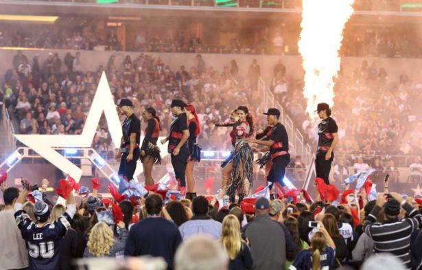 Selena Gomez Performs At An NFL Game