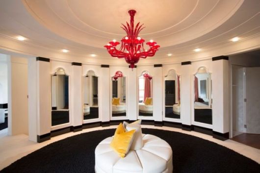 Amazing Megaupload Founder Kim Dotcom's 20 Million Pounds Mansion