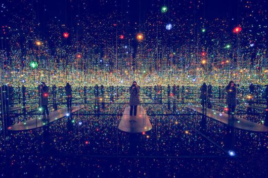 Infinity Mirrored Room Gives A Taste Of Space